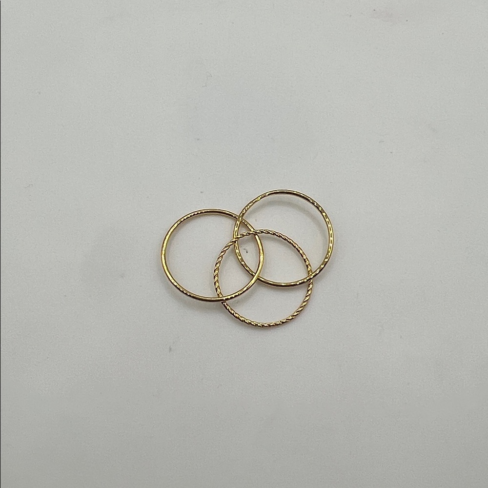 gold tone set of 3 interlocking rings size 9 - Picture 4 of 6